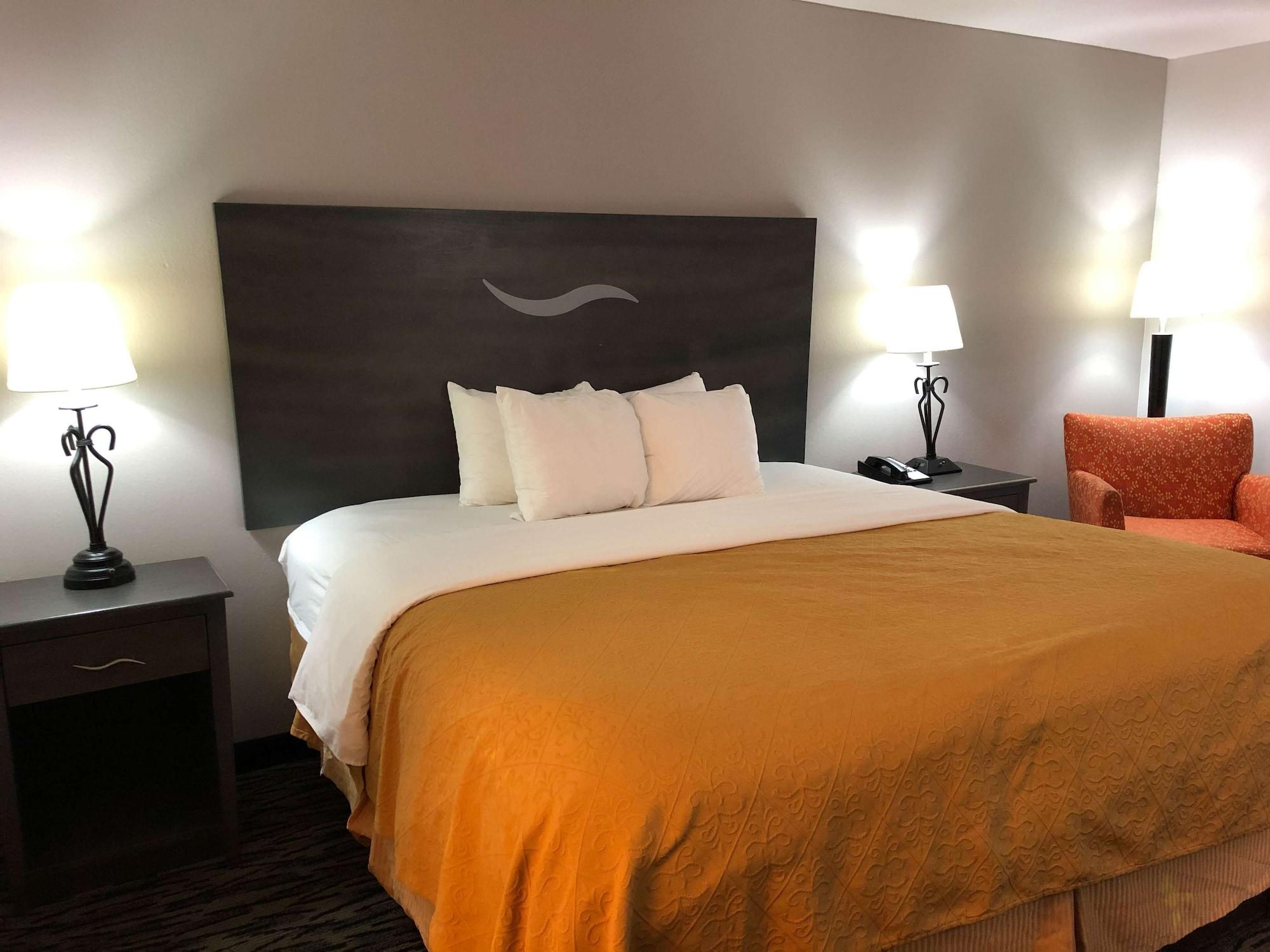 Motel 6-La Place, La Экстерьер фото