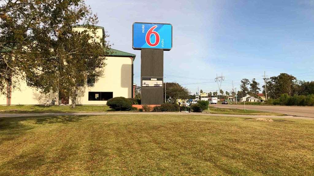 Motel 6-La Place, La Экстерьер фото